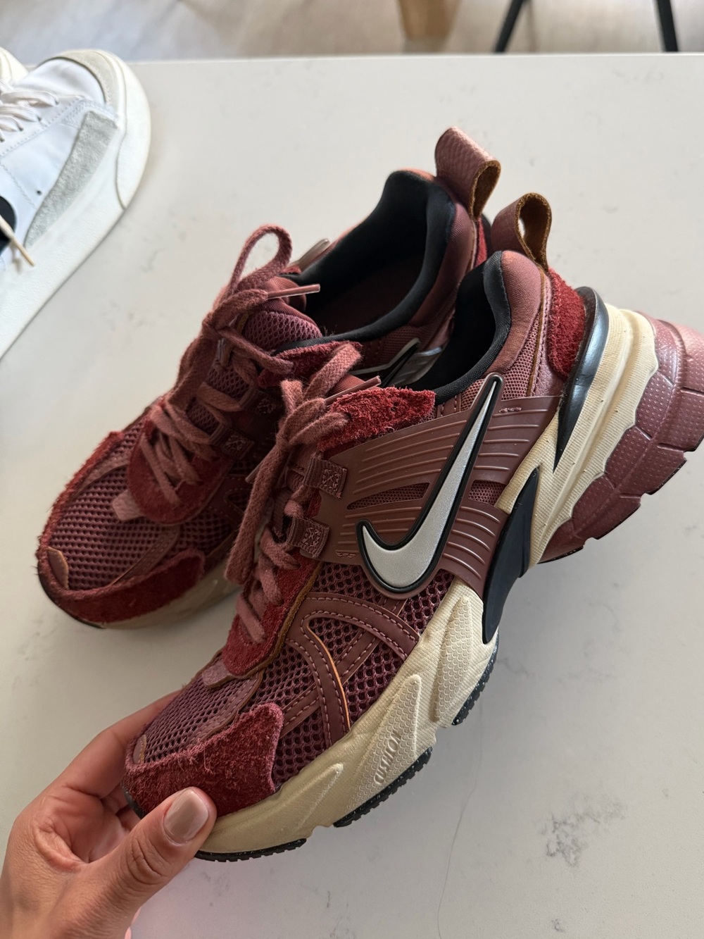 Nike V2K Run Beautiful